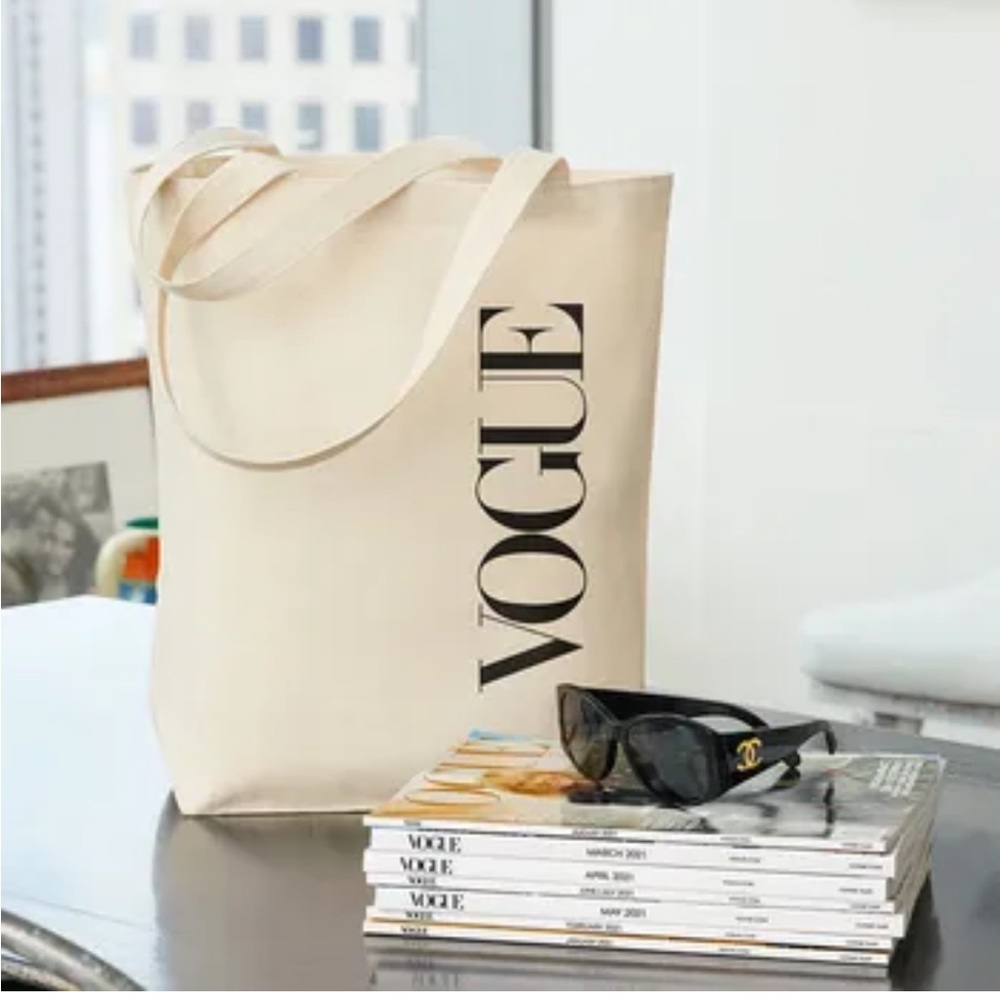 🔴New!! Vogue Beige Tote Bag